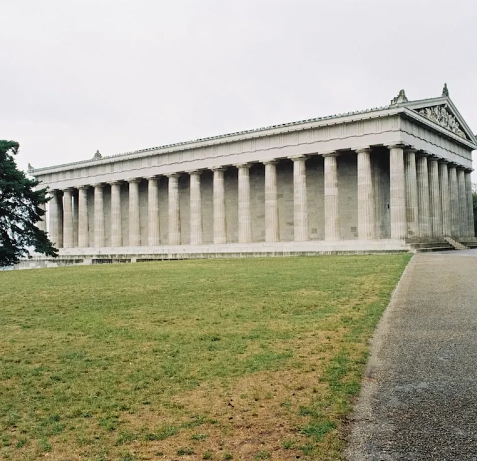 Main Objects Segmentation Dataset